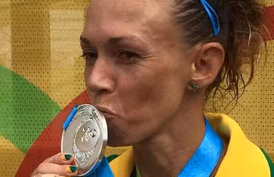 63753_10204595044657715_8810322153835468918_n