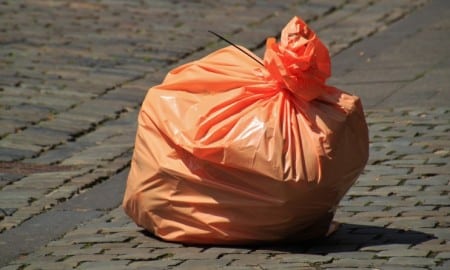 Segundo dia sem coleta de lixo em Cachoeira Paulista nesta quarta-feira (20/01)