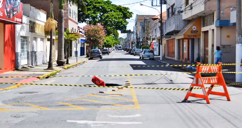 Rua 4 em Cruzeiro interditada até na próxima terça-feira (02/02)