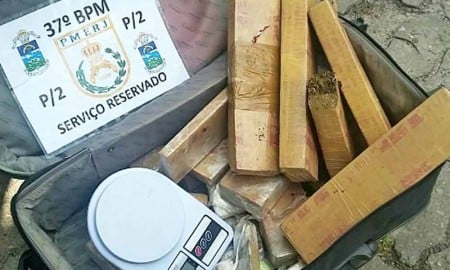 Com 13kg de maconha, pai abandona filho de 2 anos para fugir da PM em Resende