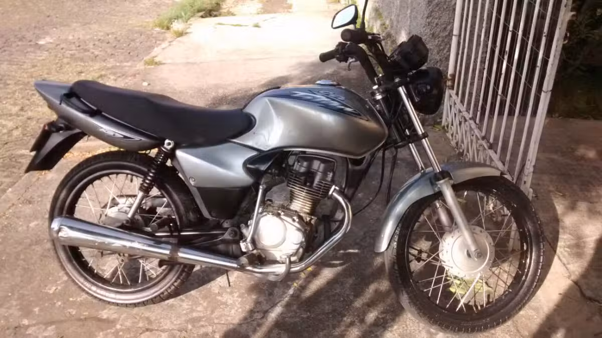 Moto é furtada na Vila São Judas em Cruzeiro