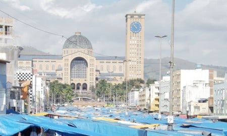 Ambulantes de Aparecida terão mais dias de feira livre em feriados