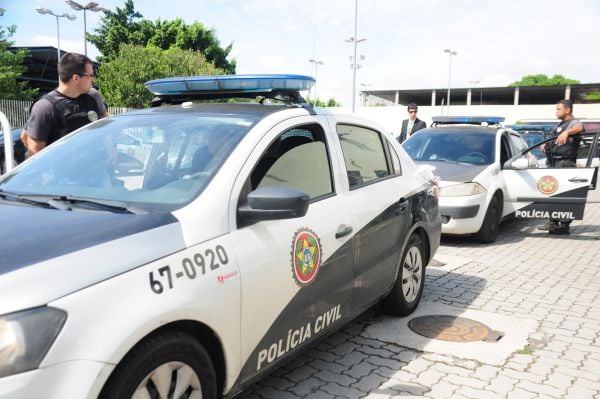 Polícia Civil prende 6 em operação contra o tráfico de drogas em Volta Redonda/RJ