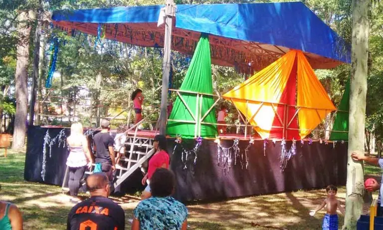 Crianças vão ao Carnaval no Bosque de Cruzeiro e ficam sem Matinê neste domingo (07/02)