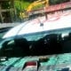 Viatura da Polícia Rodoviária Federal é apedrejada por saqueadores na Via Dutra
