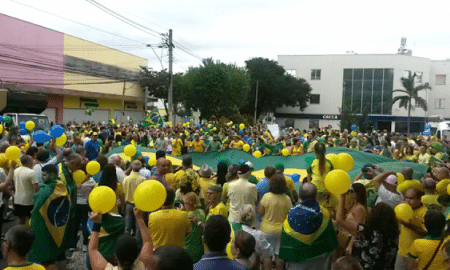 Segundo organização, manifestação em São José dos Campos teve 50 mil pessoas nas ruas