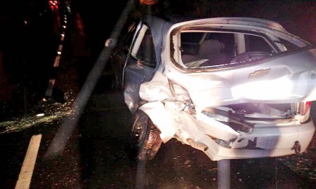 Acidente entre dois carros na estrada Cruzeiro/Lavrinhas neste domingo (13/03)