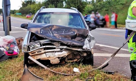 Acidente na entrada de Cruzeiro – SP 52 que liga a Passa Quatro/MG
