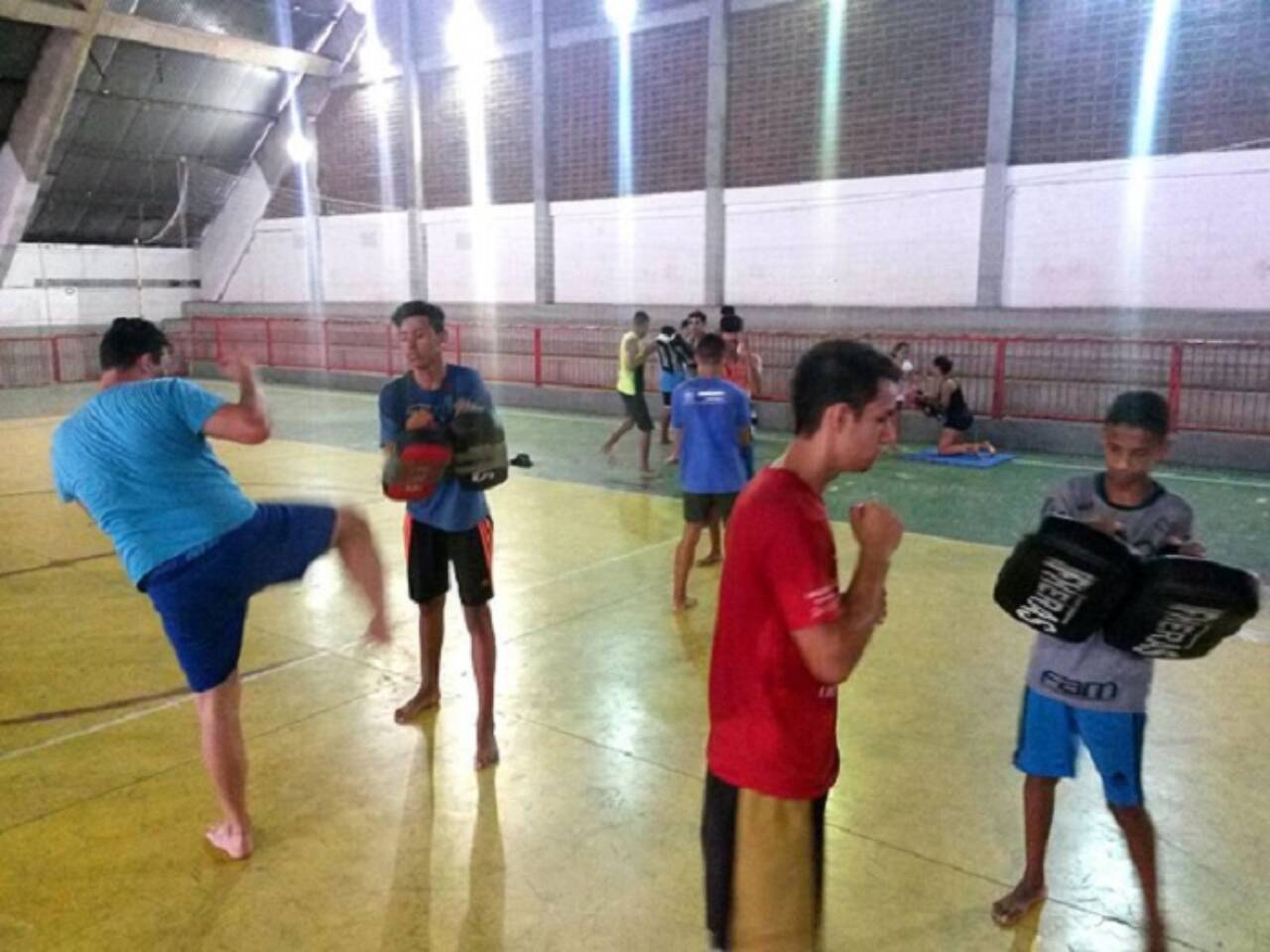 Crianças e Jovens podem fazer aulas de muay thai gratuitas em Cachoeira Paulista