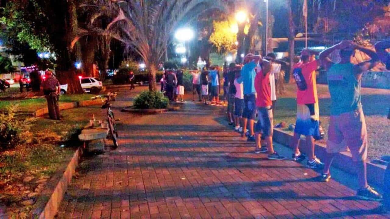 Polícia Militar realiza operação na Praça da Rua 7 neste sábado (04/03)