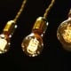 Contas de luz adotam bandeira amarela e ficam mais baratas