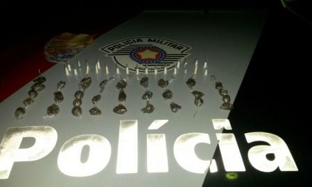 Força Tática de Lorena prende traficante de 22 anos com cocaína e maconha