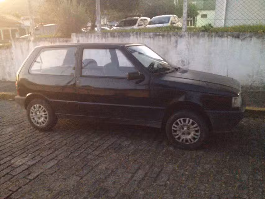 Polícia Rodoviária Estadual recupera veículo furtado em Cruzeiro