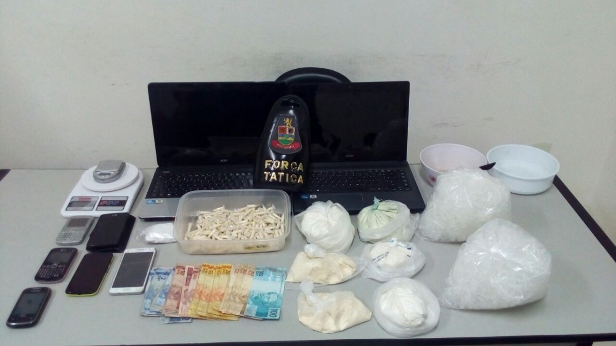 Força Tática apreende 1.8 kg de cocaína e material do tráfico em Lorena nesta terça-feira (05/04)