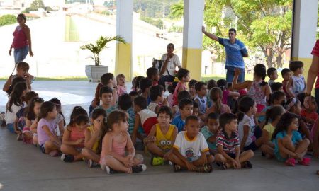 Escola Municipal de Cachoeira Paulista lança Programa Mais Educação