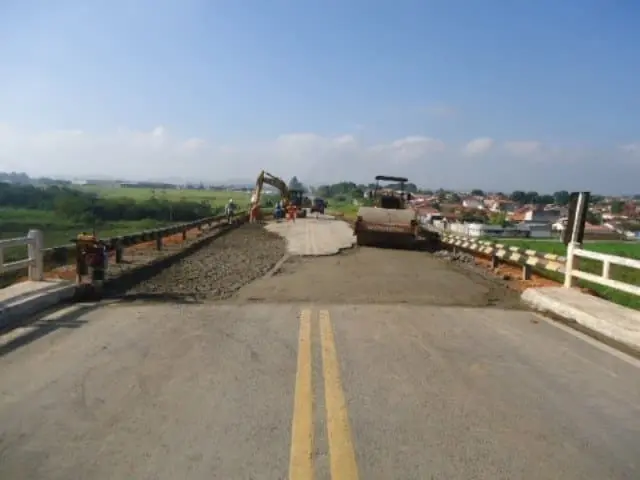 Tráfego é liberado no trecho entre Piquete e Lorena na BR-459