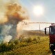 Fogo atrapalha crianças chegarem no conjunto habitacional Eco Vale em Cruzeiro