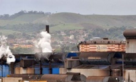 CSN tem prejuízo de R$ 831 milhões no primeiro trimestre