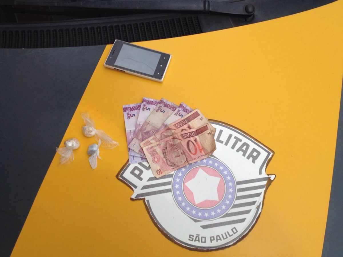 Rapaz é preso por tráfico de drogas na Várzea Alegre, em Cruzeiro