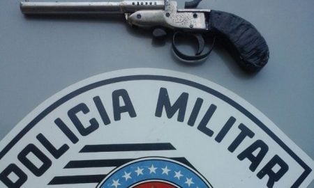 Menor é pego com arma de fogo em Cruzeiro