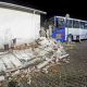 Ônibus invade casa na Ana Rosa em Cruzeiro