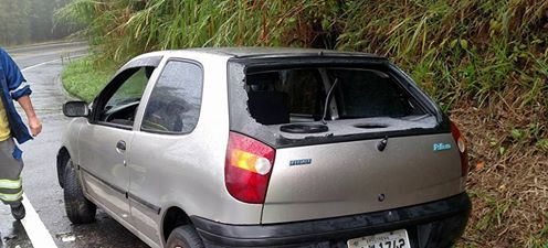 Acidente na Serra da Mantiqueira deixa duas vítimas neste domingo