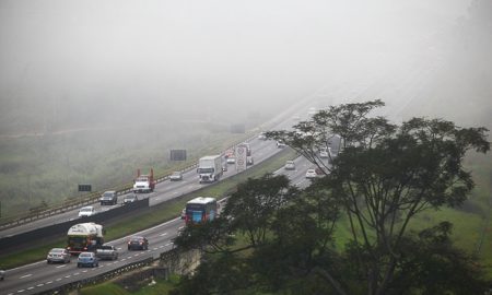 Atenção aos 8 pontos de Neblina na Via Dutra nesta época do ano