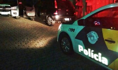 Policiamento Rodoviário de Cruzeiro prende quadrilha após furto de carro em Passa Quatro