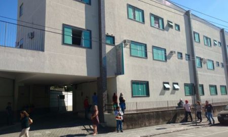 Pronto-Socorro da Santa Casa de Barra Mansa tem superlotação após paralisação da UPA