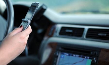 Regra promete frear condutores que usam celular no trânsito