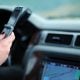 Regra promete frear condutores que usam celular no trânsito