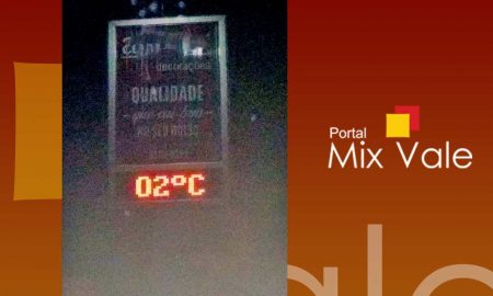 Relógio na Rua 3 registrou 2°C em Cruzeiro nesta madrugada