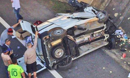 Mulher fica gravemente ferida após carro cair de viaduto de São José, SP