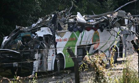 Acidente na serra deixa 18 mortos em Bertioga