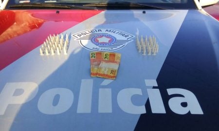 Menina de 17 anos é apreendida por tráfico de drogas pela Força Tática em Lorena