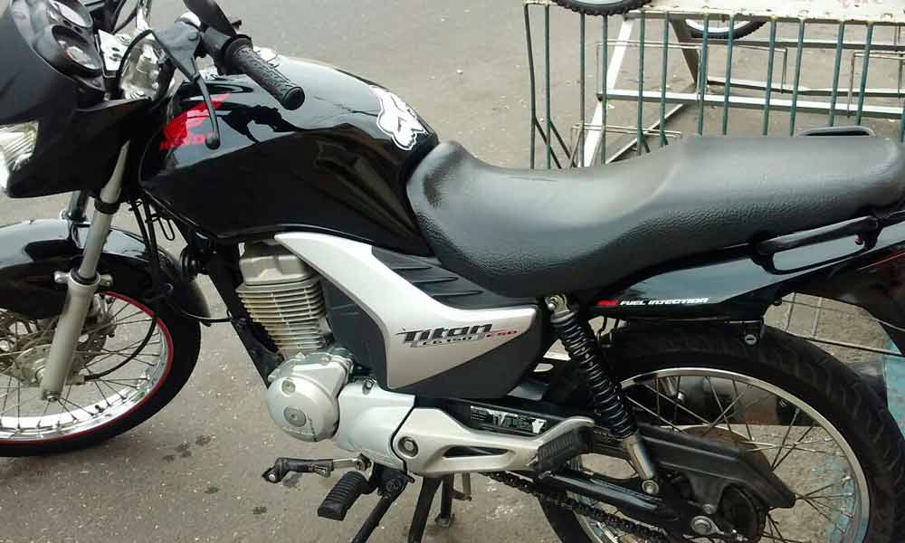 Homem é preso em flagrante roubando moto em Cruzeiro