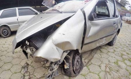 Acidente mata três pessoas da mesma família na Via Dutra, em Cruzeiro