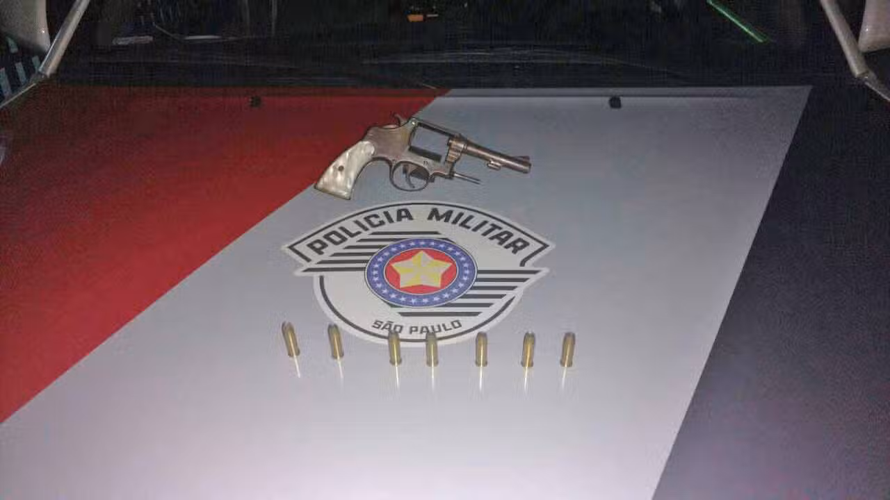 Força Tática de Lorena apreende arma de fogo no Cidade Industrial