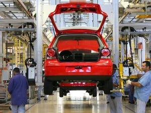 Volkswagen adia férias coletivas na unidade em Taubaté