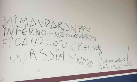 Rodoviária de Itanhandu/MG amanhece pichada