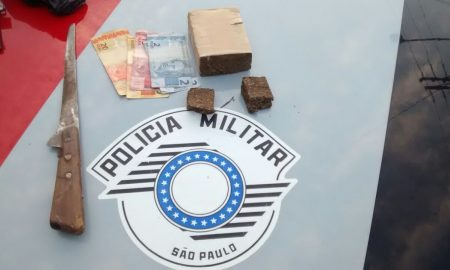 Polícia Militar de Cruzeiro prende traficantes em flagrante com 445g de maconha