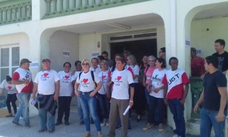 Com 6 anos sem cesta básica, funcionários da Santa Casa de Cachoeira Paulista estão em greve