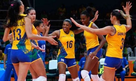 Brasil vence sem dificuldades a Argentina no vôlei feminino