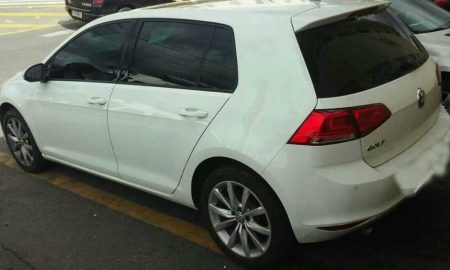 Mulher é presa com carro roubado em Pinda
