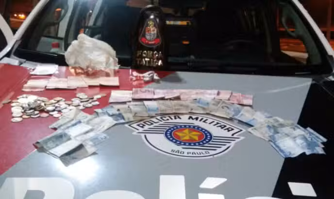 Homem de 24 anos é preso em São José dos Campos por tráfico de drogas