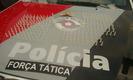 Força Tática apreende menor traficante de 16 anos com 234 pinos de cocaína em Lorena