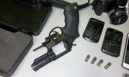 Mulher é presa com arma e objetos roubados em Taubaté