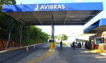 Avibras demite 117 trabalhadores em Jacareí