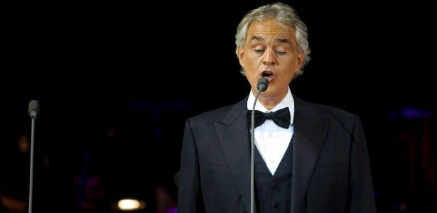 Andrea Bocelli fará show gratuito com músicas sacras no Santuário de Aparecida neste sábado (15/10)