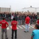 Trabalhadores de metalúrgica entram em greve por aumento salarial em Pindamonhangaba
